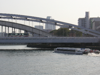 大川・桜の宮橋（銀橋）、水上バス